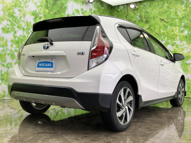 アクア1.5 X-URBAN ソリッド