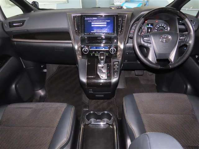 ヴェルファイア2.5 Z Aエディション ゴールデンアイズ