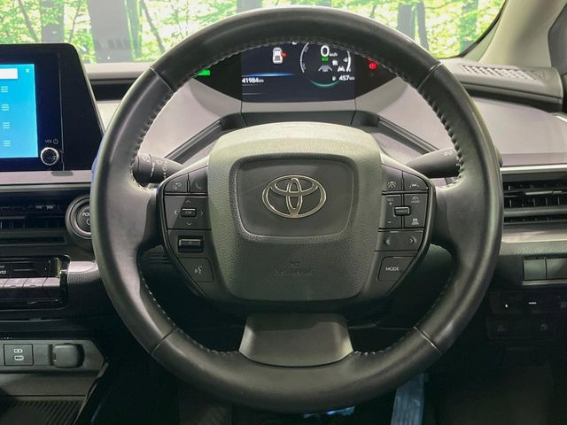 �y�����v�����X�e�A�����O�z�㎿�Ȋv���g�p���邱�ƂŁA��ɂ����������݂ƂĂ��^�]���₷���n���h���ł���