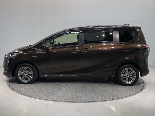 シエンタハイブリッド 1.5 G クエロ