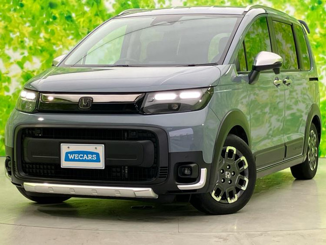 フリード1.5 ハイブリッド クロスター