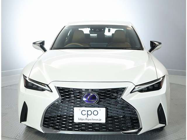 IS300h バージョンL