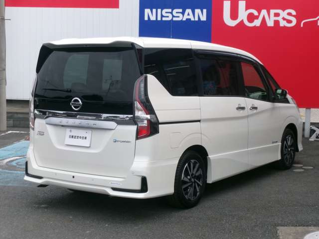 セレナ1.2 e-POWER ハイウェイスターV