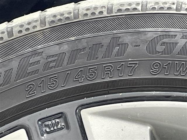 プリウス1.8 A プレミアム ツーリングセレクション