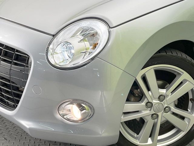 �yLED�w�b�h���C�g�z���V����ԑ��s�����ǍD�Ȏ��E���m�ۂ����S���ĉ^�]�ł��鍂�P�xLED�w�b�h���C�g�𑕔�!�_�����x�������A����d�͂��}�����Ă��܂��B