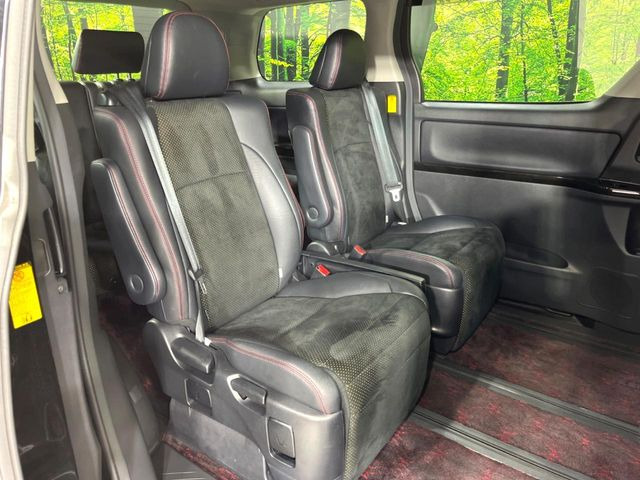 ���ڒ����̓E�H�[�N�X���[�ƂȂ��Ă���܂��B���ڂƎO��ڂ̈ړ�����~�肪�Ƃ��Ă��y�ɂȂ�̂ŁA���~��̍ۂ��X�g���X�������邱�Ƃ͂���܂����