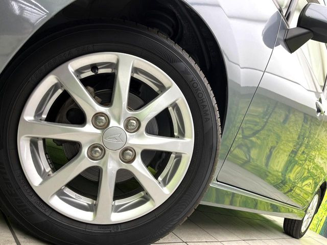 �y����14�C���`�A���~�z�C�[���z�O�ςɃ}�b�`���������A���~�z�C�[���𑕒����Ă���܂��B�e��ЊO�A���~�z�C�[����A�X�^�b�h���X�^�C�����戵�����Ă���܂��B���񂲑��k����������