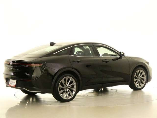 クラウンクロスオーバー2.5 G アドバンスト レザー パッケージ E-Four 4WD