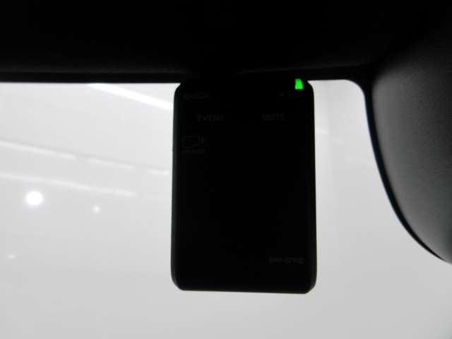 N-BOXジョイ ターボ 2トーン