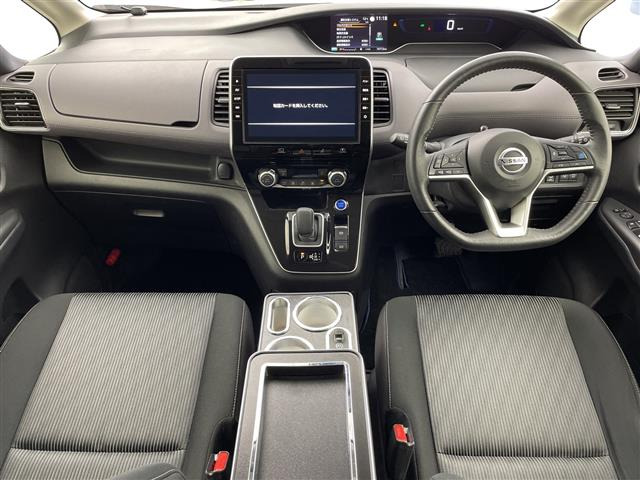 セレナ1.2 e-POWER ハイウェイスターV