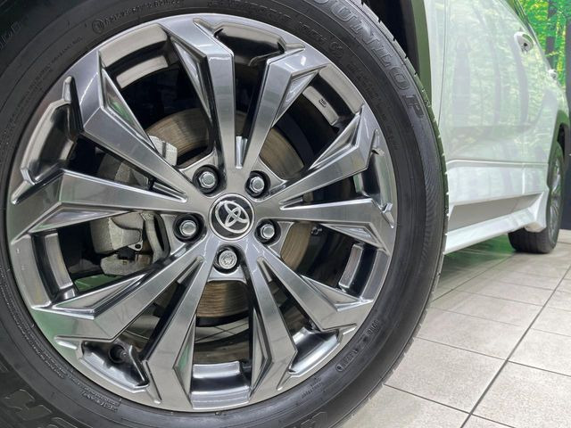 �y����18�C���`�A���~�z�C�[���z�O�ςɃ}�b�`���������A���~�z�C�[���𑕒����Ă���܂��B�e��ЊO�A���~�z�C�[����A�X�^�b�h���X�^�C�����戵�����Ă���܂��B���񂲑��k����������