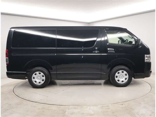 ハイエースバン