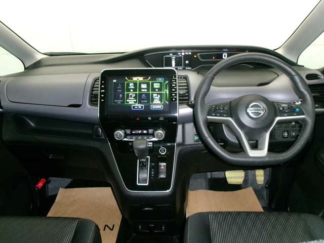 セレナ2.0 ハイウェイスターV