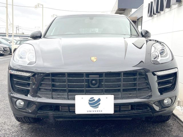 �������̒ʂ��Y��ȏ�Ԃ��ێ����Ă��邨�Ԃł����A�����ȃL�Y�̏󋵂⑼�̉ӏ��̂��ʐ^��������ł��܂��B�������̕��ł����S���Ă���������������l�A���q�l�̂���]�ɉ����ďo������育�Ή������Ă��������܂��B