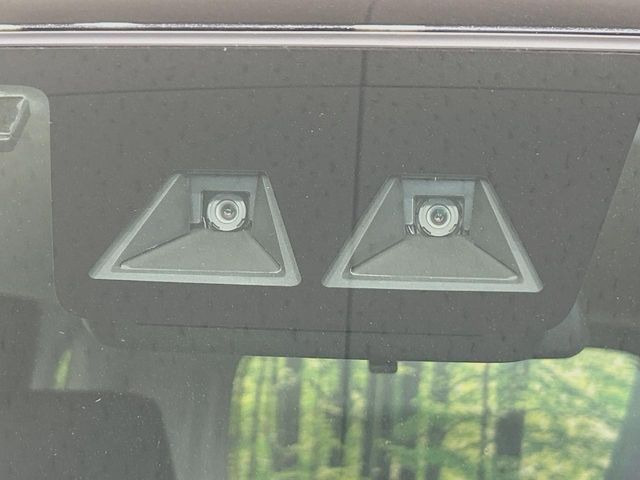 �y�X�}�[�g�A�V�X�g�z���s���ɑO���̎ԗ�����F�����A�Փ˂������Ȏ��͌x��ƃu���[�L�ŏՓˉ���Ɣ�Q�y�����A�V�X�g�B�����S�Ƀh���C�u�����y���݂��������܂��B