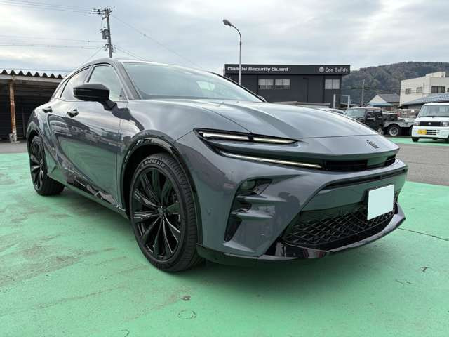 クラウンスポーツ2.5 Z E-Four 4WD