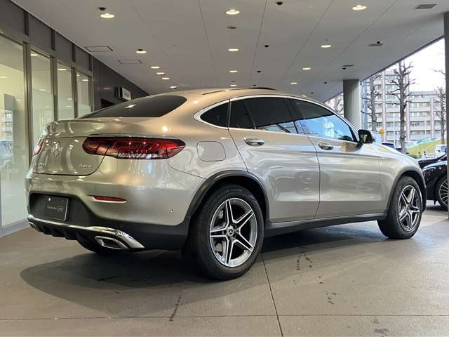 GLCクーペ220d 4マチック AMGライン 4WD