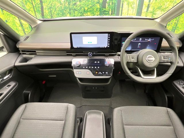 セレナ1.4 e-POWER ハイウェイスターV