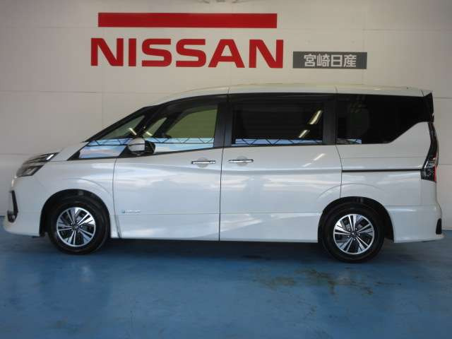 セレナ1.2 e-POWER ハイウェイスターV