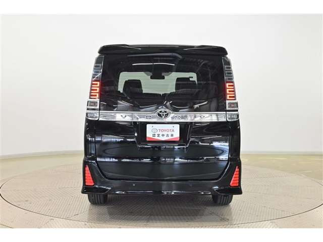 ヴォクシー2.0 ZS 煌III