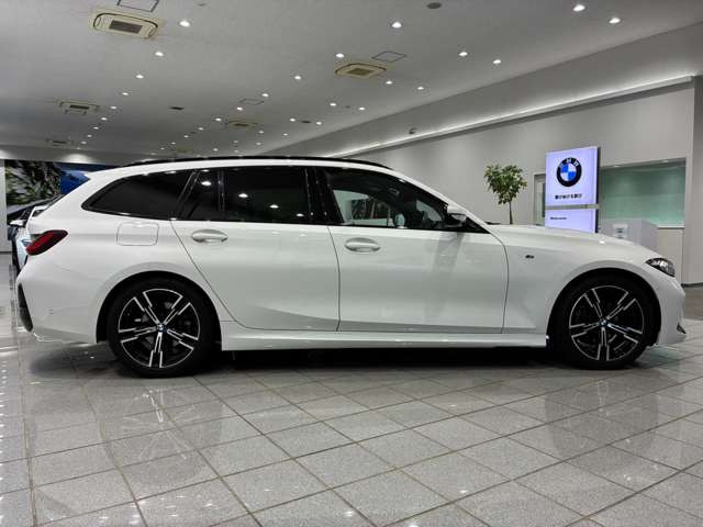 3シリーズツーリング318i Mスポーツ