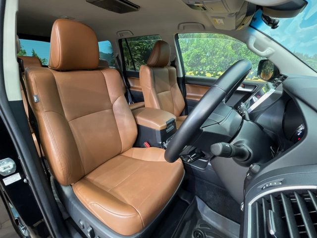 �y�u���E�����U�[�V�[�g�z�f�U�C�����������A�������̂��钃�v�V�[�g�B��ɑ̂ɐG��镔��������A����S�n�̗ǂ��ɂ͂�����肽���ł��ˁ􉘂�̕t����򉻂�}����������R�[�e�B���O�{�H�����X�X���ł����