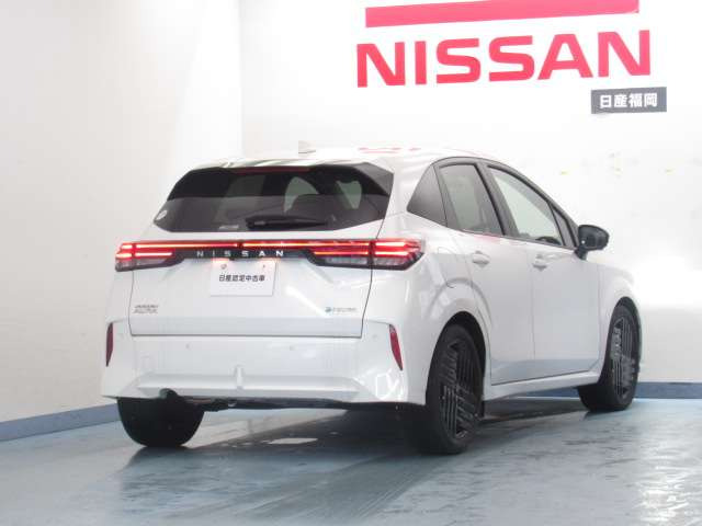 ノートオーラ1.2 G 90周年記念車