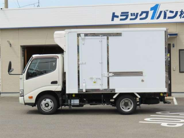 デュトロ冷蔵冷凍車