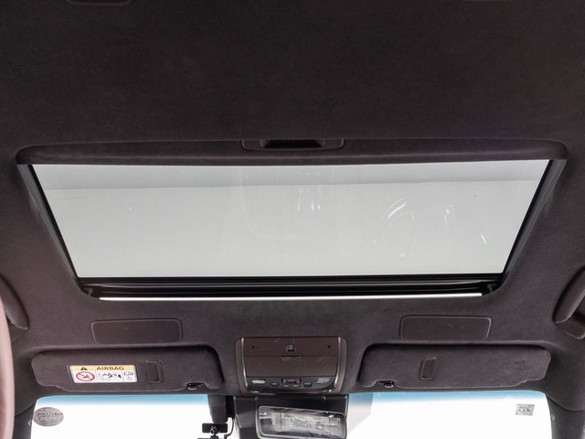 大人気オプション サンルーフ付き