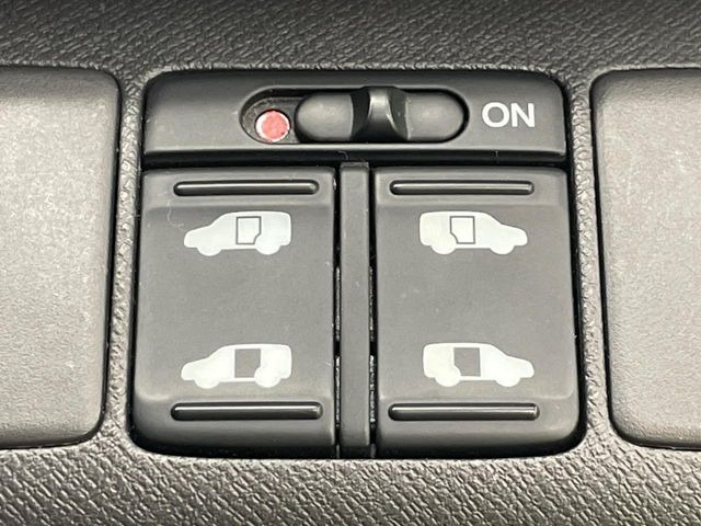 ステップワゴン2.0 L