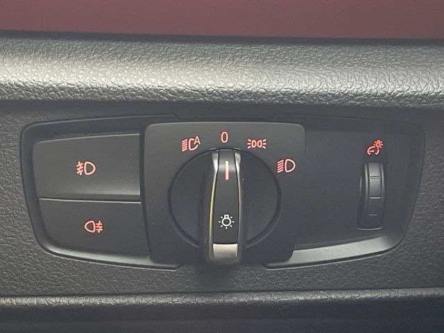 ●オートライト:よりストレスの少ないドライビングをお楽しみいただけます。あるとないとでは大きく違ってくるポイントの一つです!