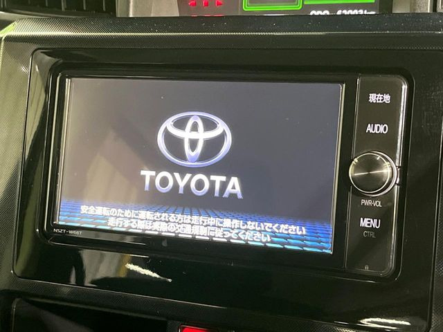 �y���[�J�[�����i�r�z�C���e���A�ɗn�����ރX�^�C���b�V���ȁu��p�݌v�v���[�J�[�i�r�𑕔��􎋔F���⑀�쐫�ȂǊ�{���\�ɂ��D��A���㎿�ȃJ�[���C�t�����y���݂��������܂��B