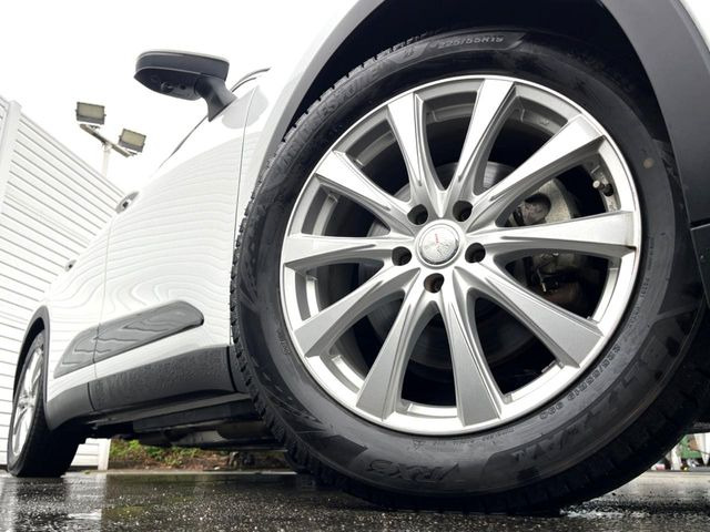 �y19�C���`�A���~�z�C�[���z�O�ςɃ}�b�`�����A���~�z�C�[���𑕒����Ă���܂��B�e��A���~�z�C�[����A�X�^�b�h���X�^�C�����戵�����Ă���܂��B���񂲑��k����������