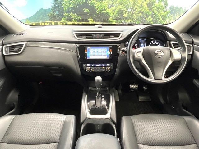 エクストレイル2.0 20X エマージェンシーブレーキパッケージ