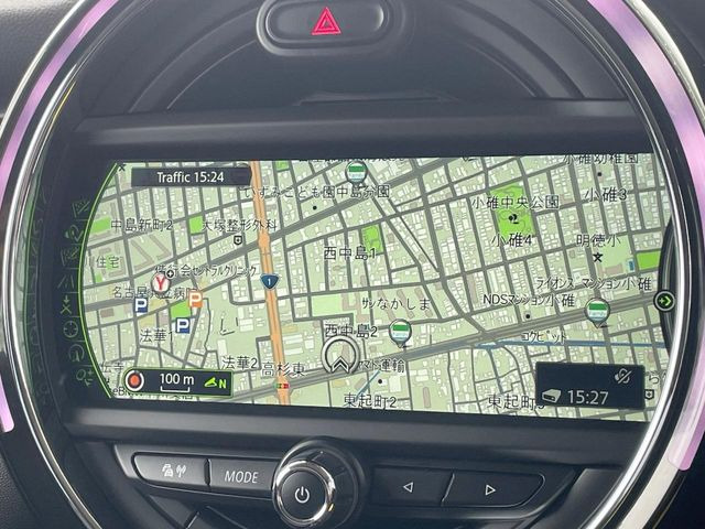 �������i�r:��̊��̂���i�r�́A����������ԓ������o���Ă���܂��B�I�[�f�B�I�@�\���[�����Ă���܂��̂ŁA�^�]�����y���߂܂���