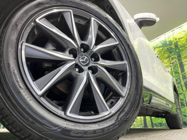 �y����19�C���`�A���~�z�C�[���z�O�ςɃ}�b�`���������A���~�z�C�[���𑕒����Ă���܂��B�e��ЊO�A���~�z�C�[����A�X�^�b�h���X�^�C�����戵�����Ă���܂��B���񂲑��k����������