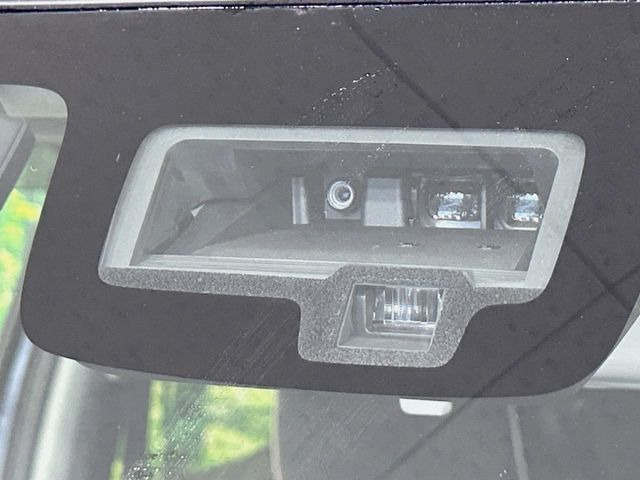 �y�X�Y�L �Z�[�t�e�B�T�|�[�g�z���s���ɑO���̎ԗ�����F�����A�Փ˂������Ȏ��͌x��ƃu���[�L�ŏՓˉ���Ɣ�Q�y�����A�V�X�g�B�����S�Ƀh���C�u�����y���݂��������܂��B