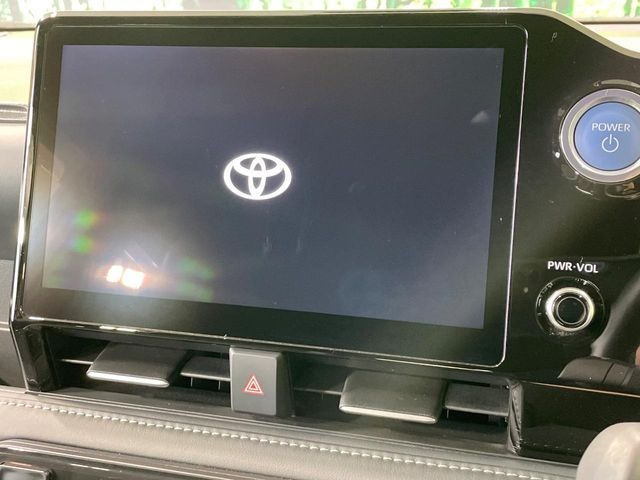 �y10.5�C���`�i�r�z�������ƃC���p�N�g�̂�����ʃi�r�𑕔��B�e��I�[�f�B�I����͂������A�X�}�z�A�g���ł��闘�֐��̍����i�r�ł���