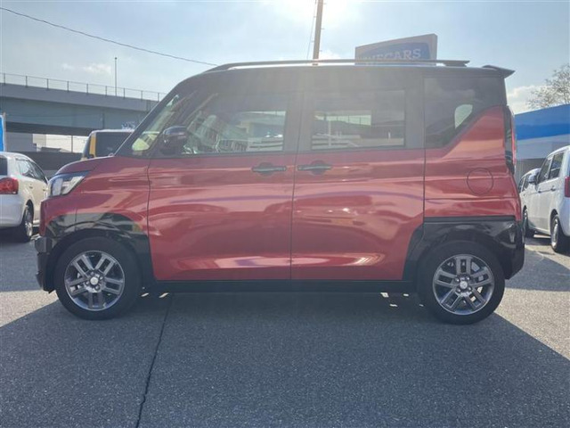 デリカミニT プレミアム 4WD