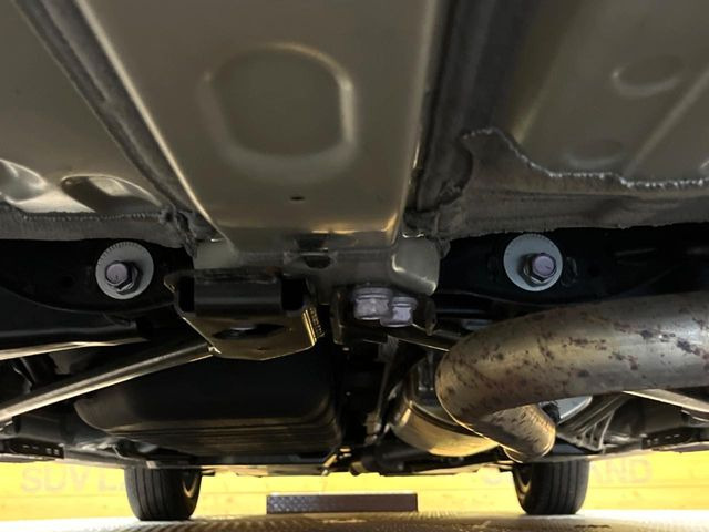 ����肪���ꂢ�Ȃ����ɁA�h�K���H�̎{�H���I�X�X���B�~��n��͂������A���ݕ��ɂ��Z���̕���A��Ń}�����E�E�B���^�[�X�|�[�c���������ɂ��D�]���������Ă���܂��B