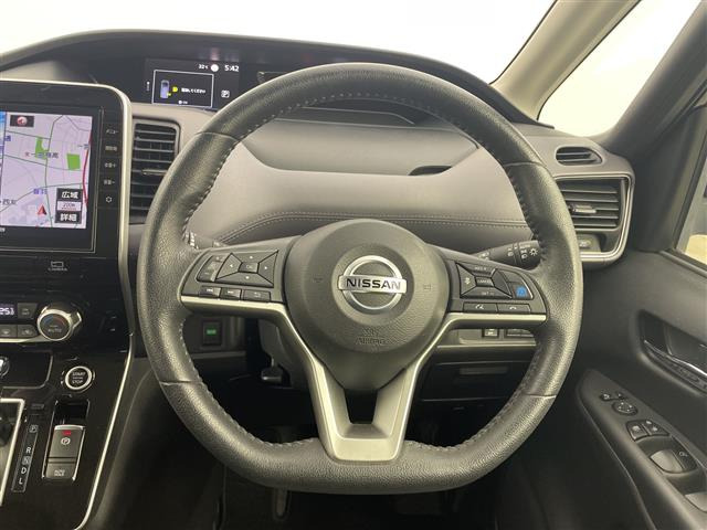 セレナ2.0 ハイウェイスターV