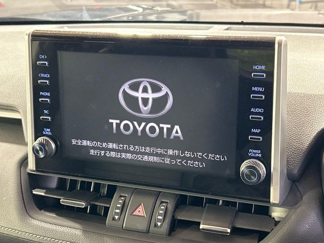 【8インチ ディスプレイオーディオ】大画面のディスプレイはAppleCarPlayやAndroidAutoが利用可能。大きな画面でスマホナビアプリ等が利用いただけます♪