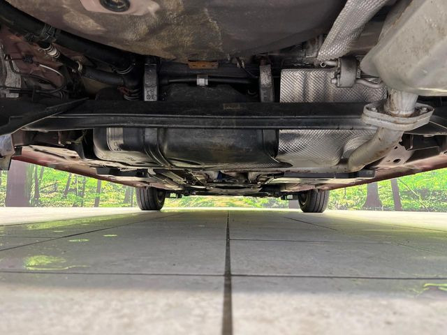 下回りがきれいなうちに、防錆加工の施工がオススメ。降雪地域はもちろん、沿岸部にお住いの方や、趣味でマリン・ウィンタースポーツをされる方にご好評いただいております。