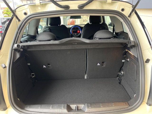 ���g�����N���[��:����L������e�X�y�[�X!���ꂾ���̍L��������΂��������⃌�W���[�Ȃǂɂ��œK�ł�!�g�p�������Ȃ����ꂢ�ȏ�Ԃ��ێ����Ă���܂��B