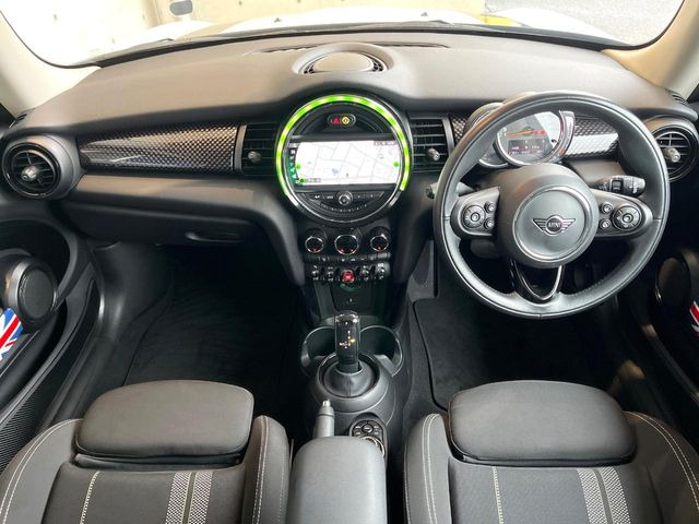 �A���ԃO���[�v���݌ɐ���2,000��!�S���̌n��X���烁�[�J�[�E�Ԏ��킸���Љ�o����̂ŁA���Ȃ��Ƀs�b�^���̂��Ԃ�������͂��ł���܂��͂��₢���킹��������