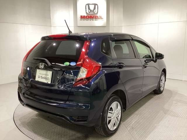 フィット1.3 13G L ホンダセンシング 4WD
