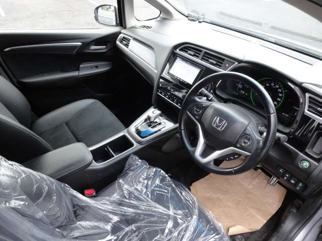 シャトル1.5 ハイブリッド Z ホンダセンシング