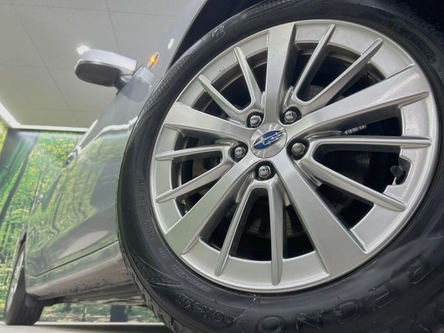 �y����16�C���`�A���~�z�C�[���z�O�ςɃ}�b�`���������A���~�z�C�[���𑕒����Ă���܂��B�e��ЊO�A���~�z�C�[����A�X�^�b�h���X�^�C�����戵�����Ă���܂��B���񂲑��k����������