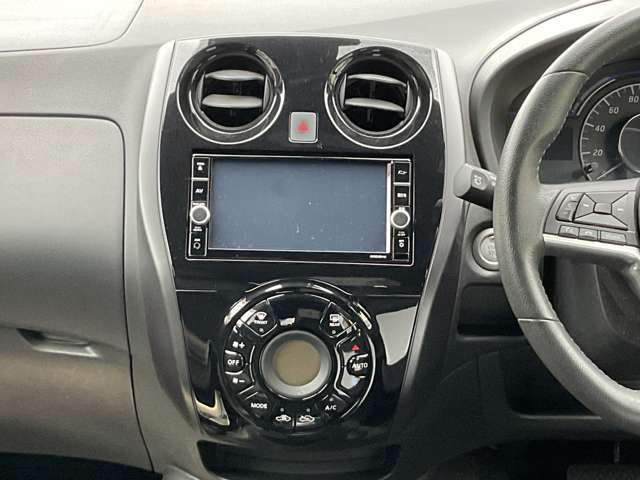 ノート1.2 e-POWER メダリスト ブラックアロー