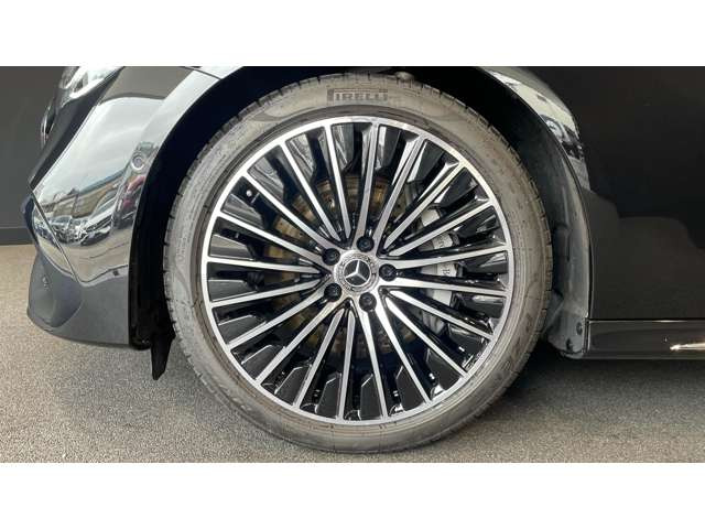 EクラスワゴンE220d アバンギャルド (ISG搭載モデル)